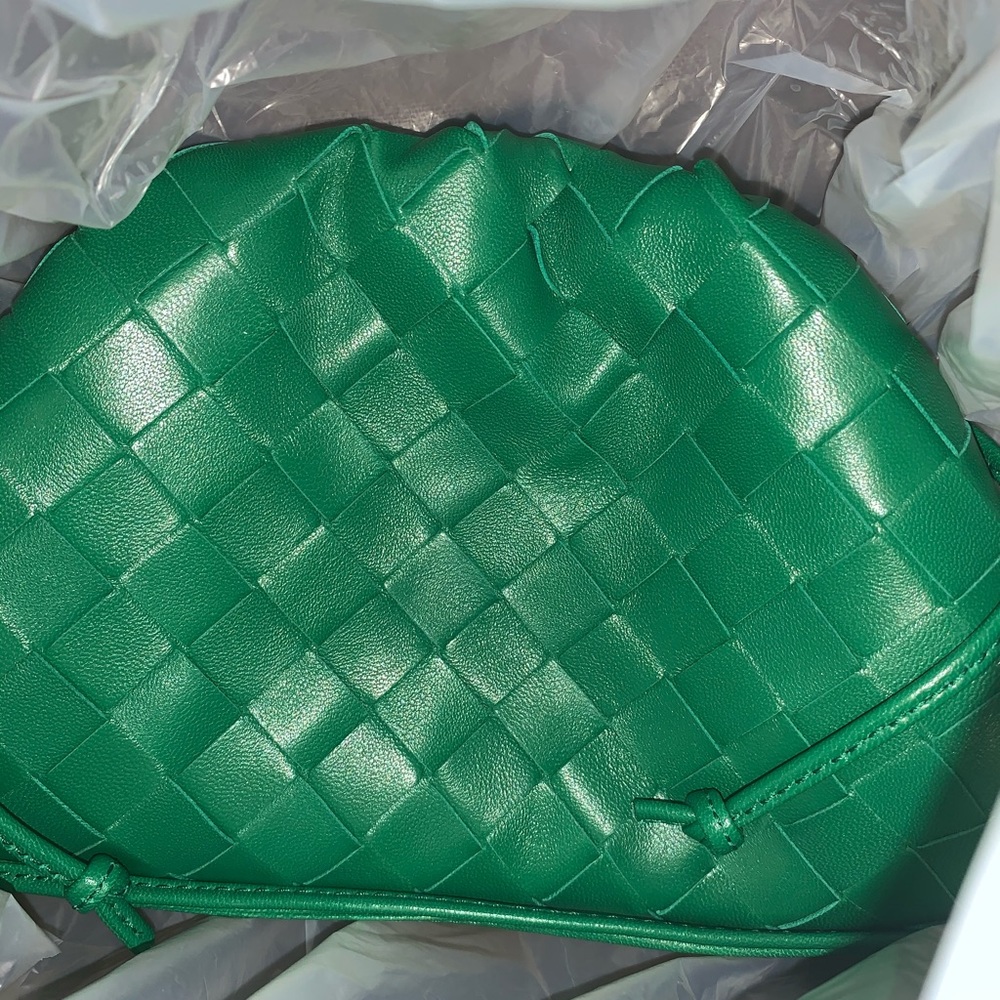 bottega veneta pouch 20